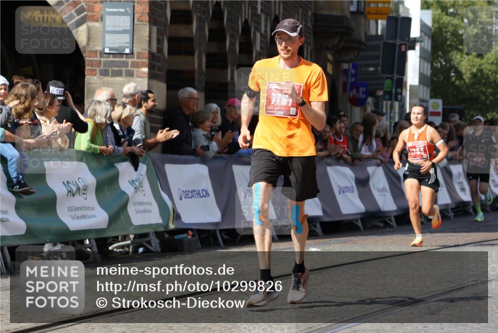 13.09.2026 - 21. swb-Marathon Bremen Strokosch-Dieckow http://msf.ph/oto/10299826 13.09.2026 12:48:05 Ziel 875, 991, 1161, 1783 meine-sportfotos.de