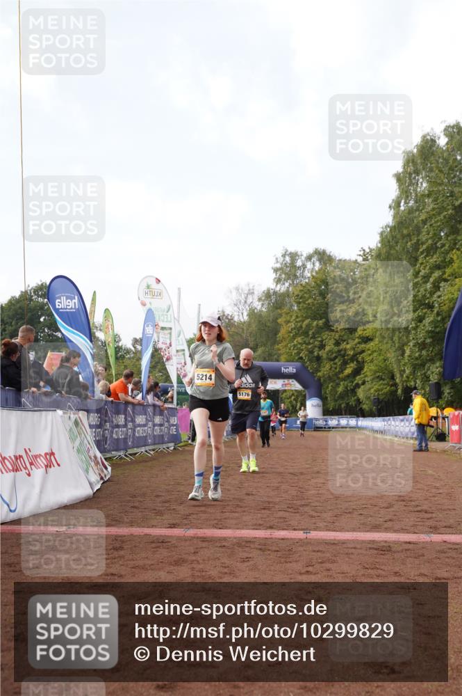 13.09.2026 - Airport Race Dennis Weichert http://msf.ph/oto/10299829 13.09.2026 10:37:42 Ziel 5176, 5214, 5303, 5397, 5405 meine-sportfotos.de