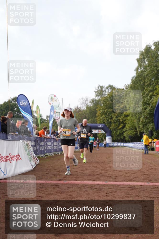 13.09.2026 - Airport Race Dennis Weichert http://msf.ph/oto/10299837 13.09.2026 10:37:42 Ziel 5176, 5214, 5303, 5397, 5405 meine-sportfotos.de