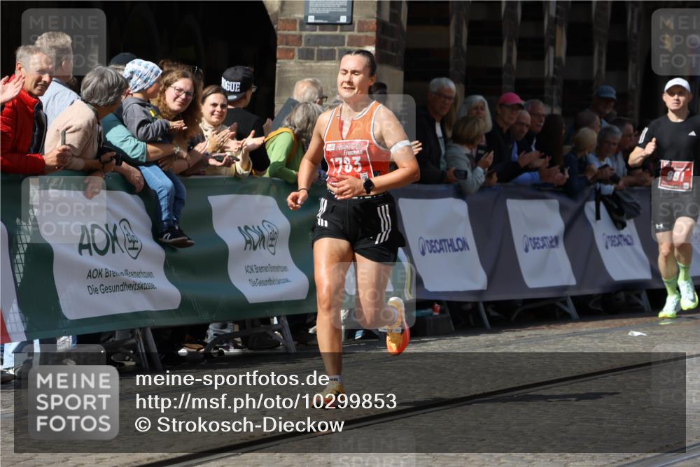 13.09.2026 - 21. swb-Marathon Bremen Strokosch-Dieckow http://msf.ph/oto/10299853 13.09.2026 12:48:07 Ziel 875, 991, 1161, 1783 meine-sportfotos.de