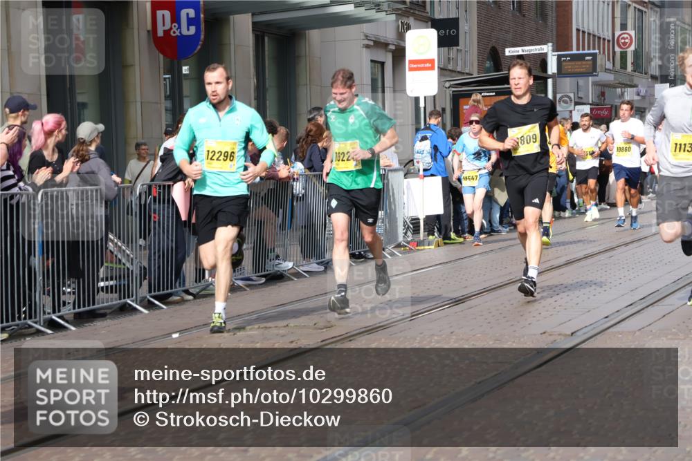 13.09.2026 - 21. swb-Marathon Bremen Strokosch-Dieckow http://msf.ph/oto/10299860 13.09.2026 10:47:30 Ziel 10172, 10210, 10393, 10592, 10594, 10860, 11018, 11130, 11360, 11634, 11735, 11809, 11894, 12077, 12278, 12487, 12547, 12558, 10189, 10223, 10270, 10310, 10319, 10807, 10873, 10898, 11187, 11269, 11462, 11469, 11646, 11650, 11651, 11814, 12048, 12195, 12296, 12298, 12318, 13521, 13528, 13545, 13589 meine-sportfotos.de