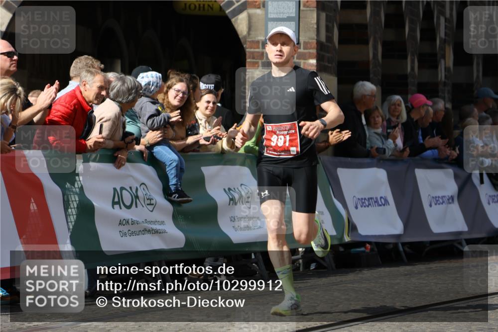 13.09.2026 - 21. swb-Marathon Bremen Strokosch-Dieckow http://msf.ph/oto/10299912 13.09.2026 12:48:10 Ziel 875, 991, 1161, 1783 meine-sportfotos.de