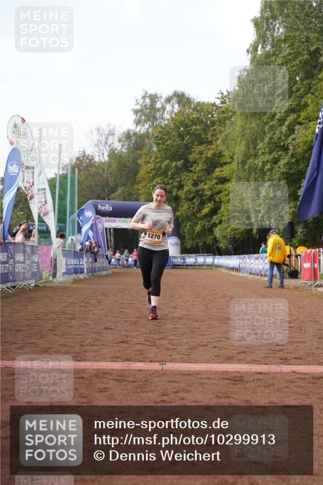 13.09.2026 - Airport Race Dennis Weichert http://msf.ph/oto/10299913 13.09.2026 10:37:58 Ziel 5268, 5270, 5417 meine-sportfotos.de