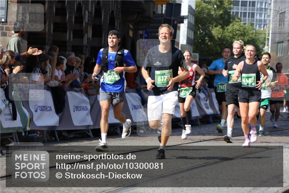 13.09.2026 - 21. swb-Marathon Bremen Strokosch-Dieckow http://msf.ph/oto/10300081 13.09.2026 13:20:40 Ziel 201, 232, 334, 655, 1197, 1646, 1750, 2122, 2493, 2577, 2885, 2953, 3685, 4351, 4358, 5137, 5450, 5583, 6901, 7018, 7664, 8178, 9047, 9518, 9756, 13222, 541, 769, 1056, 1881, 2425, 2640, 3356, 3866, 4316, 4482, 4612, 5161, 5213, 5954, 6177, 6401, 6680, 7517, 8005, 8141, 8804, 9691, 13126 meine-sportfotos.de