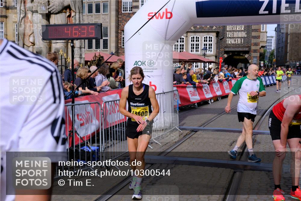 13.09.2026 - 21. swb-Marathon Bremen Tim E. http://msf.ph/oto/10300544 13.09.2026 10:41:52 Ziel 10341, 11426, 11527, 11628, 11944, 12246, 12442, 12455, 13520, 13586, 13600 meine-sportfotos.de