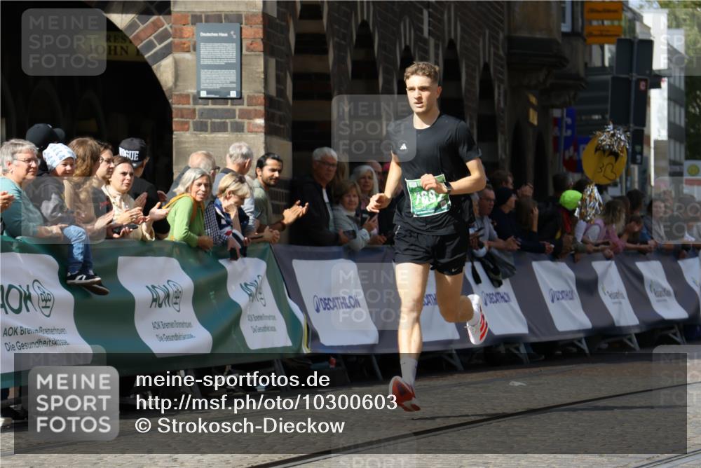 13.09.2026 - 21. swb-Marathon Bremen Strokosch-Dieckow http://msf.ph/oto/10300603 13.09.2026 12:50:12 Ziel 547, 719, 520, 4232, 7692 meine-sportfotos.de