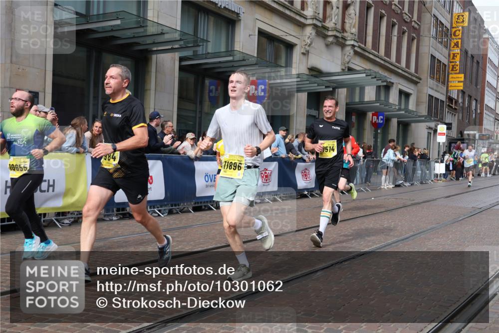 13.09.2026 - 21. swb-Marathon Bremen Strokosch-Dieckow http://msf.ph/oto/10301062 13.09.2026 10:49:10 Ziel 10294, 10739, 10835, 10846, 10910, 11092, 11191, 11621, 11635, 11717, 12376, 10253, 10293, 10392, 10514, 10566, 10655, 11316, 11567, 11891, 11896, 11984, 12027, 12132, 12149, 12204, 12350, 12450, 12529, 13512, 13555, 13577 meine-sportfotos.de