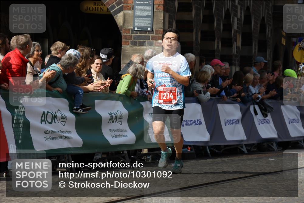 13.09.2026 - 21. swb-Marathon Bremen Strokosch-Dieckow http://msf.ph/oto/10301092 13.09.2026 12:51:17 Ziel 1214, 1639, 3617, 13033 meine-sportfotos.de