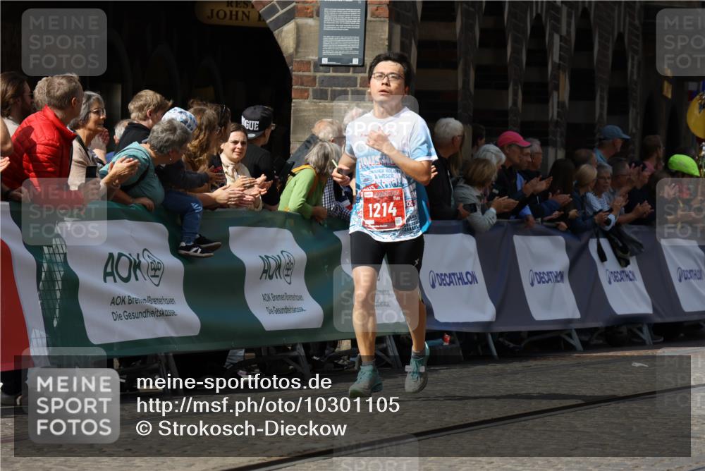 13.09.2026 - 21. swb-Marathon Bremen Strokosch-Dieckow http://msf.ph/oto/10301105 13.09.2026 12:51:17 Ziel 1214, 1639, 3617, 13033 meine-sportfotos.de