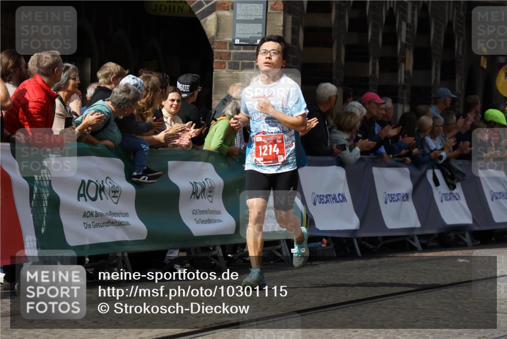 13.09.2026 - 21. swb-Marathon Bremen Strokosch-Dieckow http://msf.ph/oto/10301115 13.09.2026 12:51:17 Ziel 1214, 1639, 3617, 13033 meine-sportfotos.de