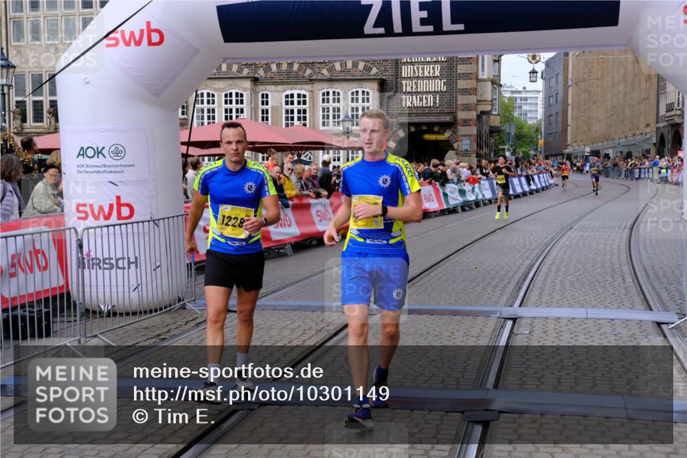 13.09.2026 - 21. swb-Marathon Bremen Tim E. http://msf.ph/oto/10301149 13.09.2026 10:42:57 Ziel 10312, 10632, 10816, 11779, 12281 meine-sportfotos.de