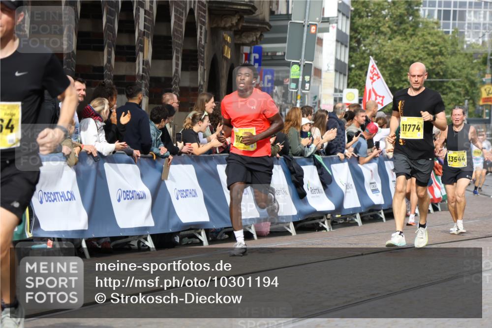 13.09.2026 - 21. swb-Marathon Bremen Strokosch-Dieckow http://msf.ph/oto/10301194 13.09.2026 10:50:43 Ziel 10170, 10233, 10525, 10840, 10923, 11111, 11178, 11276, 11497, 11499, 11622, 11680, 11742, 12045, 12078, 12269, 12447, 13562, 10200, 10537, 11076, 11087, 11170, 11753, 11961, 12004, 12070, 12179, 12351, 12560 meine-sportfotos.de
