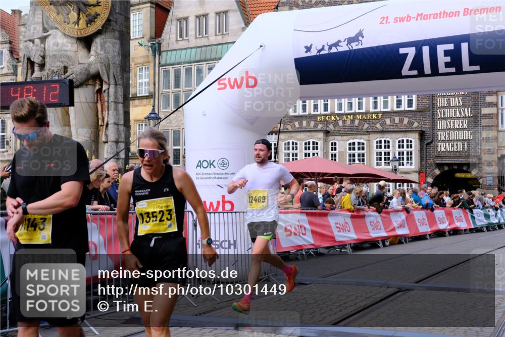13.09.2026 - 21. swb-Marathon Bremen Tim E. http://msf.ph/oto/10301449 13.09.2026 10:43:29 Ziel 10336, 10456, 11042, 11143, 11265, 11442, 11632, 12053, 12469, 13523 meine-sportfotos.de