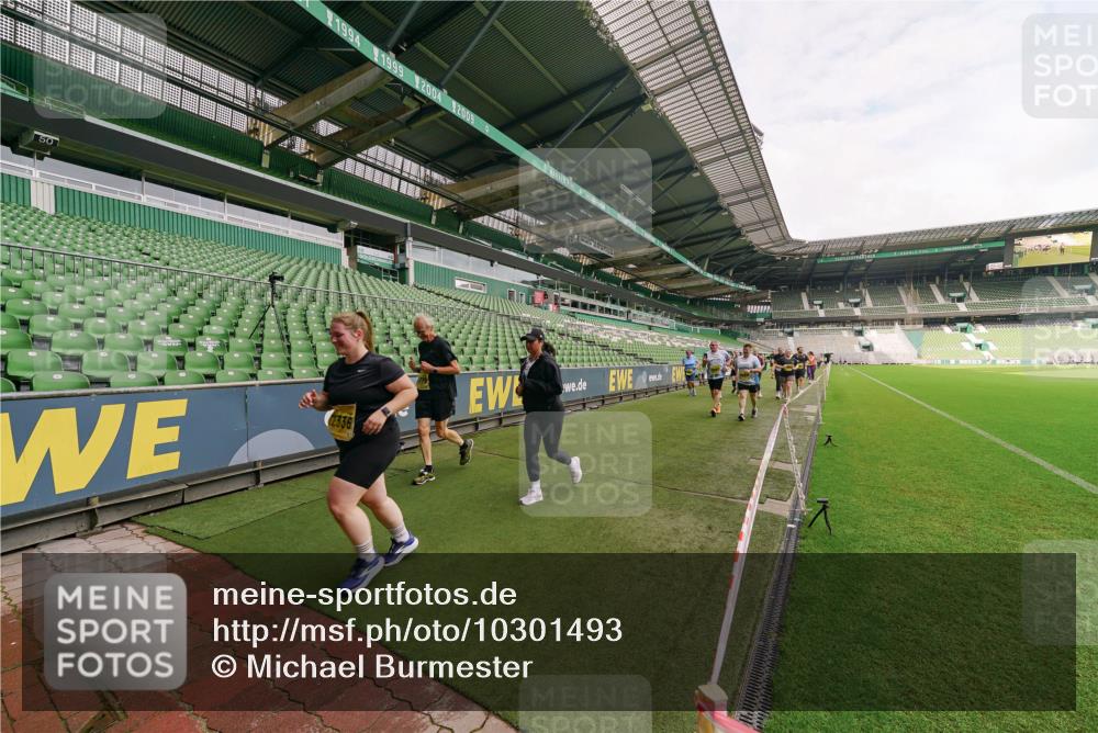 13.09.2026 - 21. swb-Marathon Bremen Michael Burmester http://msf.ph/oto/10301493 13.09.2026 10:45:47 Laufen im Stadion 10137, 10176, 10191, 10192, 10194, 10202, 10242, 10344, 10430, 10472, 10524, 10568, 10600, 10651, 10679, 10713, 10979, 11050, 11081, 11181, 11200, 11244, 11296, 11309, 11367, 11385, 11457, 11495, 11529, 11530, 11546, 11574, 11629, 11675, 11709, 11760, 11808, 11821, 11932, 11943, 12057, 12089, 12151, 12153, 12177, 12178, 12211, 12224, 12226, 12285, 12311, 12316, 12317, 12321, 12334, 12374, 12422, 12462, 12539, 10002, 10148, 10303, 10330, 10361, 10362 meine-sportfotos.de