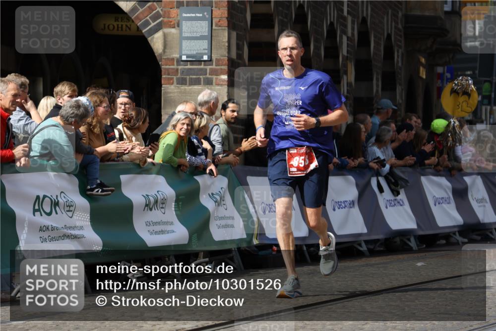 13.09.2026 - 21. swb-Marathon Bremen Strokosch-Dieckow http://msf.ph/oto/10301526 13.09.2026 12:51:39 Ziel 858, 1453, 3617, 13033, 482, 943, 1126 meine-sportfotos.de