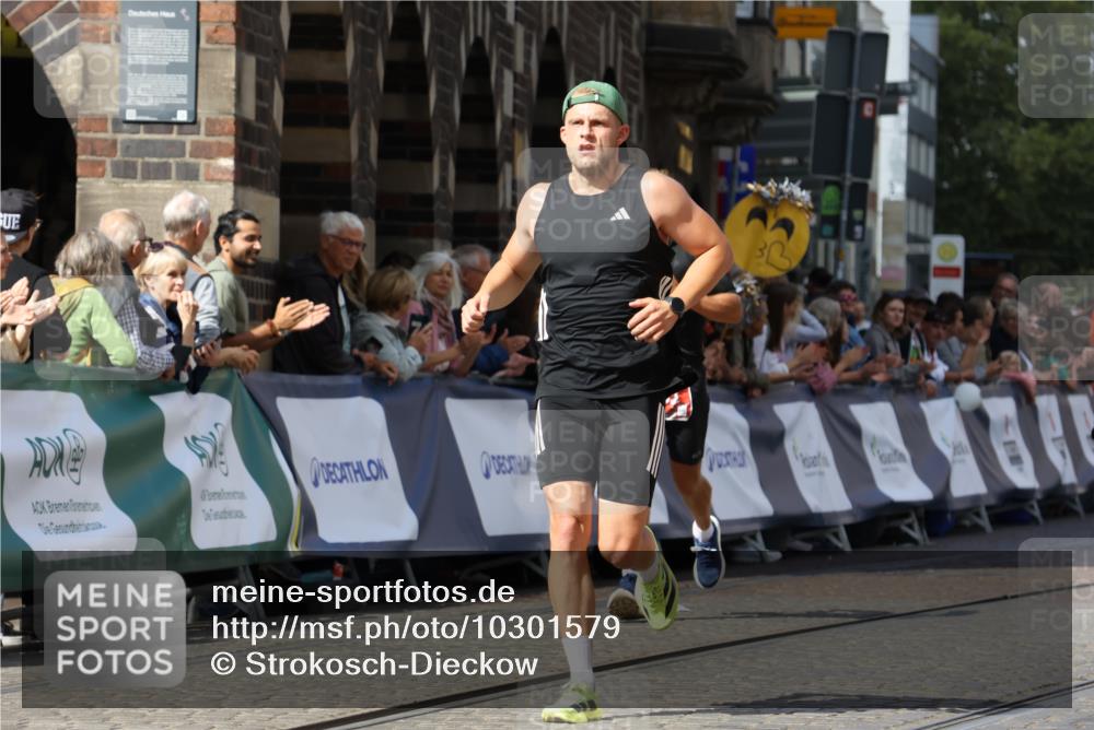 13.09.2026 - 21. swb-Marathon Bremen Strokosch-Dieckow http://msf.ph/oto/10301579 13.09.2026 12:52:11 Ziel 482, 943, 1126, 959, 1357, 1507 meine-sportfotos.de