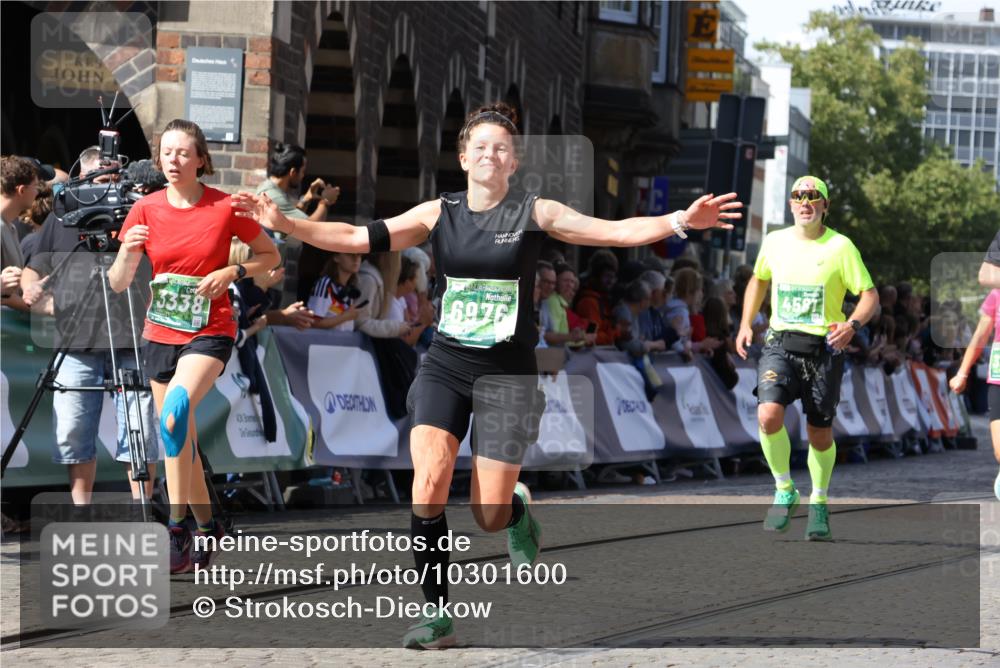 13.09.2026 - 21. swb-Marathon Bremen Strokosch-Dieckow http://msf.ph/oto/10301600 13.09.2026 13:21:49 Ziel 1130, 2088, 2570, 2904, 3120, 3202, 3435, 3534, 3655, 3930, 4165, 4234, 4445, 4484, 4519, 5542, 6862, 7176, 8184, 8270, 8384, 8730, 8923, 9048, 9514, 9722, 9900, 13145, 141, 148, 1209, 2051, 3338, 3652, 3774, 4581, 5193, 6976, 7098, 8438, 8452, 8924, 9599 meine-sportfotos.de