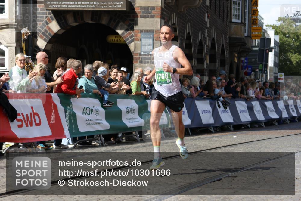 13.09.2026 - 21. swb-Marathon Bremen Strokosch-Dieckow http://msf.ph/oto/10301696 13.09.2026 12:52:31 Ziel 959, 1357, 553, 8729 meine-sportfotos.de