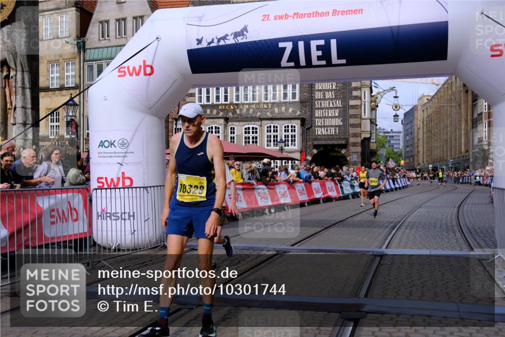 13.09.2026 - 21. swb-Marathon Bremen Tim E. http://msf.ph/oto/10301744 13.09.2026 10:43:50 Ziel 10328, 10346, 10618, 10742, 11468, 11607, 11826, 12406, 13509 meine-sportfotos.de