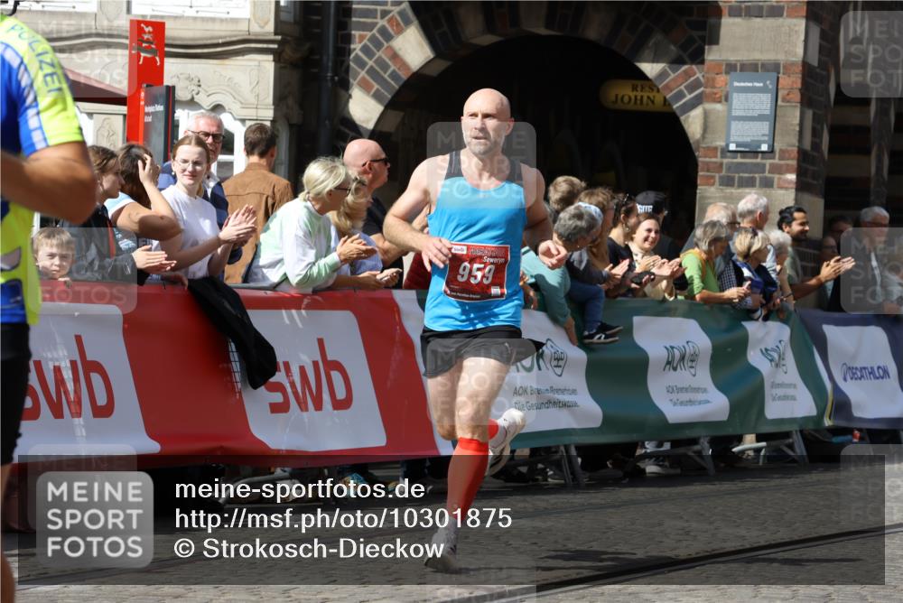 13.09.2026 - 21. swb-Marathon Bremen Strokosch-Dieckow http://msf.ph/oto/10301875 13.09.2026 12:52:45 Ziel 525, 959, 1357, 1507, 7768, 417, 2100, 7244, 8077, 9522 meine-sportfotos.de