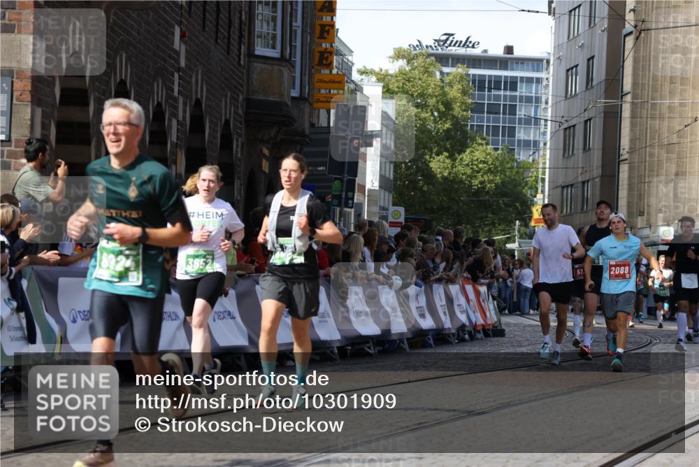 13.09.2026 - 21. swb-Marathon Bremen Strokosch-Dieckow http://msf.ph/oto/10301909 13.09.2026 13:22:00 Ziel 572, 1130, 1254, 2088, 2397, 2570, 3290, 3435, 3655, 3695, 3930, 3934, 4735, 5542, 6865, 7176, 8184, 8270, 8384, 8730, 8947, 9048, 9059, 9421, 10120, 13145, 148, 1601, 1645, 3021, 3652, 6621, 7625, 7917, 8452, 8924, 9839 meine-sportfotos.de