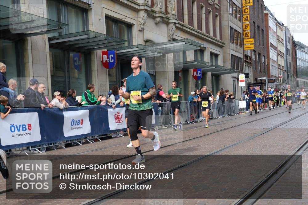 13.09.2026 - 21. swb-Marathon Bremen Strokosch-Dieckow http://msf.ph/oto/10302041 13.09.2026 10:50:15 Ziel 10170, 10233, 10267, 10525, 10764, 10840, 10923, 11220, 11276, 11622, 11664, 11680, 11742, 11753, 11774, 12045, 12052, 12078, 12309, 12447, 12488, 13544, 13562, 10170, 10452, 10593, 10876, 11005, 11111, 11128, 11178, 11415, 11497, 11499, 12240, 12269, 12380, 12510 meine-sportfotos.de