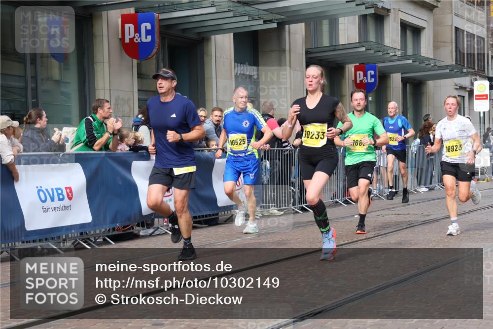 13.09.2026 - 21. swb-Marathon Bremen Strokosch-Dieckow http://msf.ph/oto/10302149 13.09.2026 10:50:20 Ziel 10233, 10267, 10525, 10764, 10840, 11076, 11220, 11276, 11622, 11664, 11742, 11753, 11774, 11961, 12052, 12070, 12078, 12309, 12447, 12488, 13544, 10170, 10452, 10876, 10923, 11111, 11128, 11178, 11415, 11497, 11499, 11680, 12045, 12240, 12269, 12510, 13562 meine-sportfotos.de