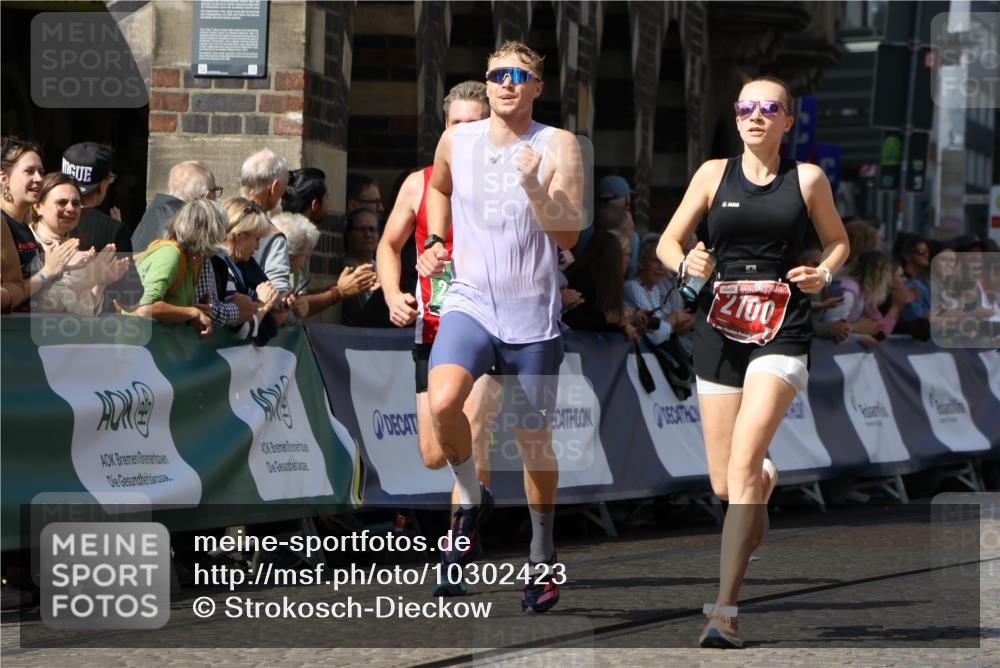 13.09.2026 - 21. swb-Marathon Bremen Strokosch-Dieckow http://msf.ph/oto/10302423 13.09.2026 12:53:14 Ziel 417, 553, 2100, 7244, 8077, 8729, 9522, 2670, 3080, 8081 meine-sportfotos.de