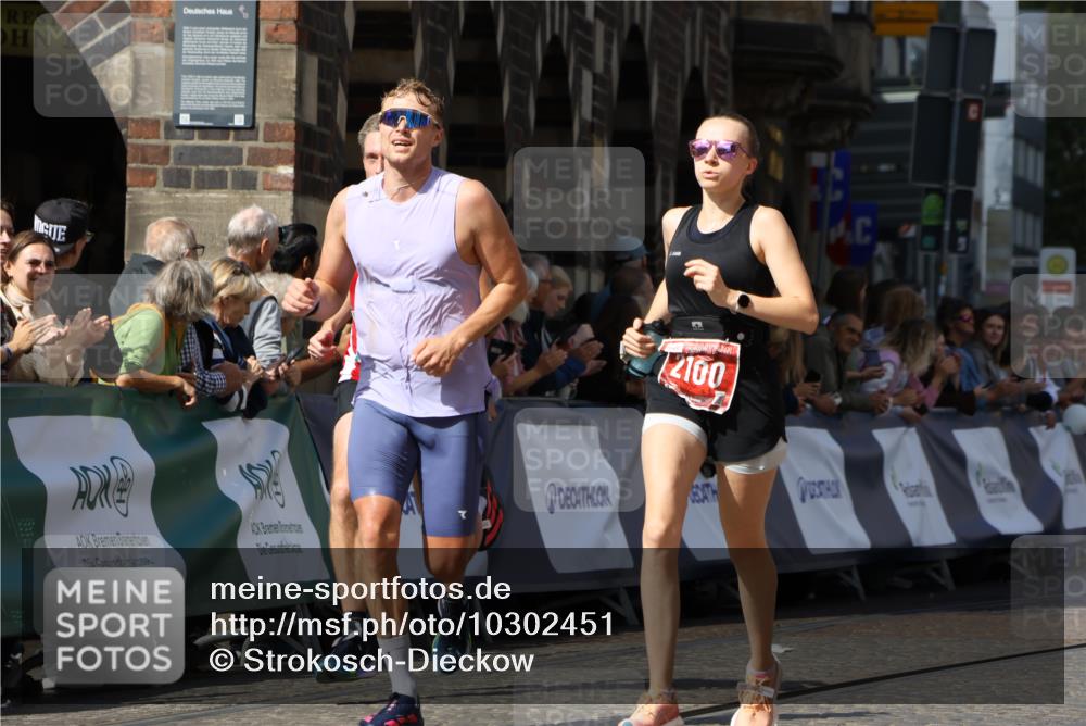 13.09.2026 - 21. swb-Marathon Bremen Strokosch-Dieckow http://msf.ph/oto/10302451 13.09.2026 12:53:15 Ziel 417, 553, 2100, 7244, 8077, 8729, 9522, 2352, 2670, 3080, 8081 meine-sportfotos.de
