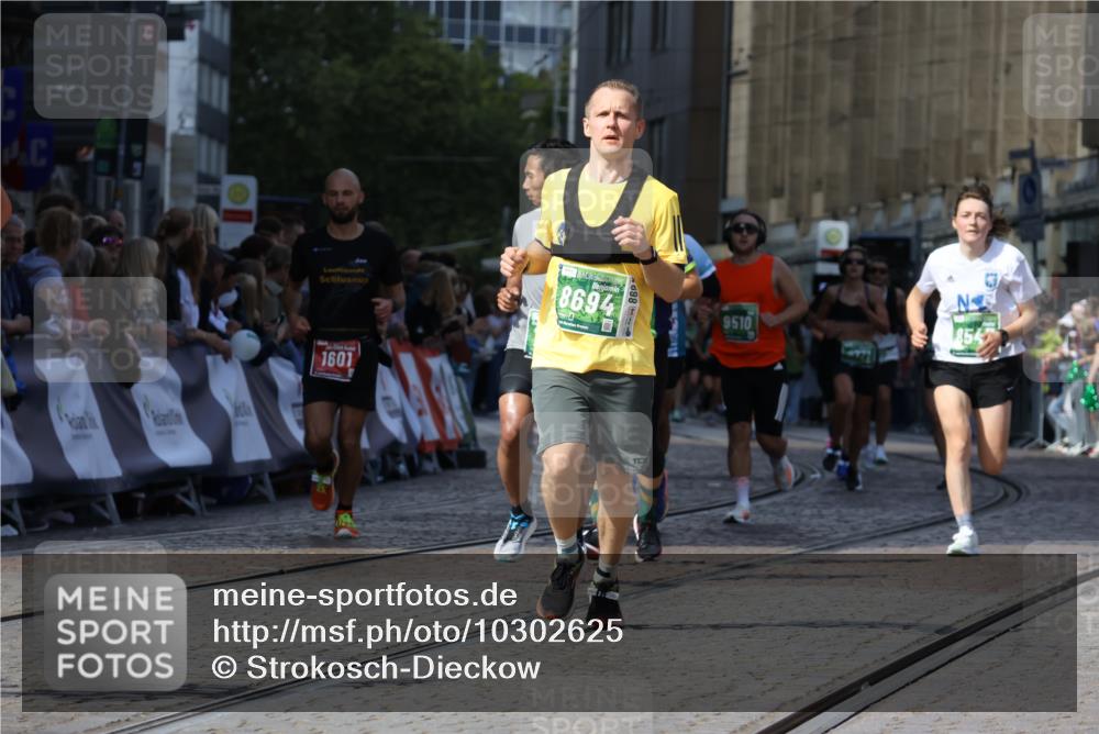 13.09.2026 - 21. swb-Marathon Bremen Strokosch-Dieckow http://msf.ph/oto/10302625 13.09.2026 13:22:31 Ziel 148, 1601, 1645, 2499, 3021, 3652, 4204, 4211, 6621, 7625, 7917, 8447, 8452, 8574, 8924, 9668, 9839, 388, 913, 2402, 2481, 2771, 2806, 4483, 6707, 6891, 7586, 8547, 8551, 8694, 9090, 9510 meine-sportfotos.de