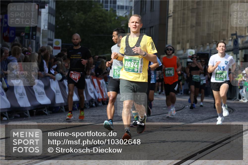 13.09.2026 - 21. swb-Marathon Bremen Strokosch-Dieckow http://msf.ph/oto/10302648 13.09.2026 13:22:31 Ziel 148, 1601, 1645, 2499, 3021, 3652, 4204, 4211, 6621, 7625, 7917, 8447, 8452, 8574, 8924, 9668, 9839, 388, 913, 2402, 2481, 2771, 2806, 4483, 6707, 6891, 7586, 8547, 8551, 8694, 9090, 9510 meine-sportfotos.de
