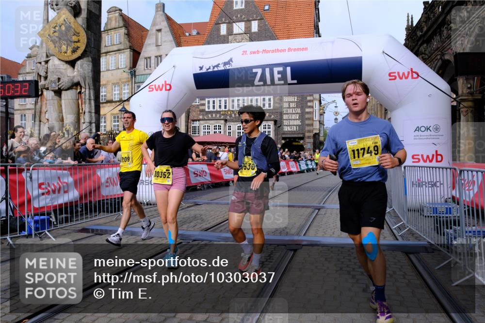 13.09.2026 - 21. swb-Marathon Bremen Tim E. http://msf.ph/oto/10303037 13.09.2026 10:45:48 Ziel 10318, 10352, 10398, 10536, 10541, 10583, 11088, 11209, 11232, 11478, 11749, 11835, 12290, 12355, 12475, 12534, 13532, 13628 meine-sportfotos.de