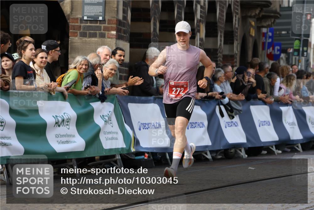 13.09.2026 - 21. swb-Marathon Bremen Strokosch-Dieckow http://msf.ph/oto/10303045 13.09.2026 12:54:10 Ziel 272, 5160, 13212 meine-sportfotos.de