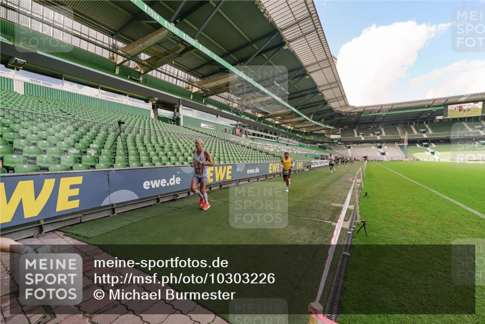 13.09.2026 - 21. swb-Marathon Bremen Michael Burmester http://msf.ph/oto/10303226 13.09.2026 12:45:18 Laufen im Stadion 195, 280, 339, 474, 493, 508, 623, 678, 681, 715, 788, 969, 1017, 1241, 1264, 1277, 1301, 1335, 1372, 1498, 1696, 1770, 1863, 1937, 1975, 2020, 2084, 2098, 2297, 2889, 3092, 3271, 3609, 4110, 4118, 4157, 4328, 4739, 5092, 5369, 5719, 5996, 6918, 6973, 7015, 7206, 7265, 7336, 7478, 7715, 8028, 8054, 8096, 8319, 8325, 8331, 8756, 8936, 9070, 9129, 9137, 9273, 9306, 9495, 9583, 9642, 13063, 13168, 13237, 371, 439, 650, 744, 957, 1336, 1411, 1667, 1822, 1850 meine-sportfotos.de