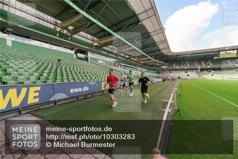 13.09.2026 - 21. swb-Marathon Bremen Michael Burmester http://msf.ph/oto/10303283 13.09.2026 12:45:51 Laufen im Stadion 195, 280, 339, 474, 493, 508, 538, 567, 604, 697, 715, 788, 1017, 1034, 1181, 1241, 1264, 1277, 1301, 1335, 1696, 1863, 1937, 1975, 2020, 2084, 2087, 2297, 2809, 2889, 3092, 3271, 3609, 4110, 4157, 4328, 5024, 5092, 5238, 5283, 5674, 5719, 5996, 6918, 7206, 7265, 7336, 7478, 7715, 8054, 8096, 8319, 8325, 8331, 8670, 8701, 8756, 8936, 9070, 9129, 9273, 9306, 9495, 9544, 9583, 9642, 13034, 13168, 439, 1411, 1667, 1822, 1850 meine-sportfotos.de