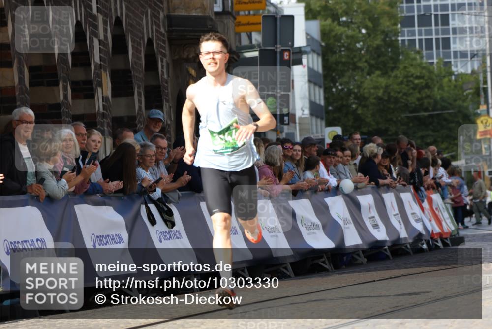 13.09.2026 - 21. swb-Marathon Bremen Strokosch-Dieckow http://msf.ph/oto/10303330 13.09.2026 12:55:13 Ziel 13085, 3744 meine-sportfotos.de