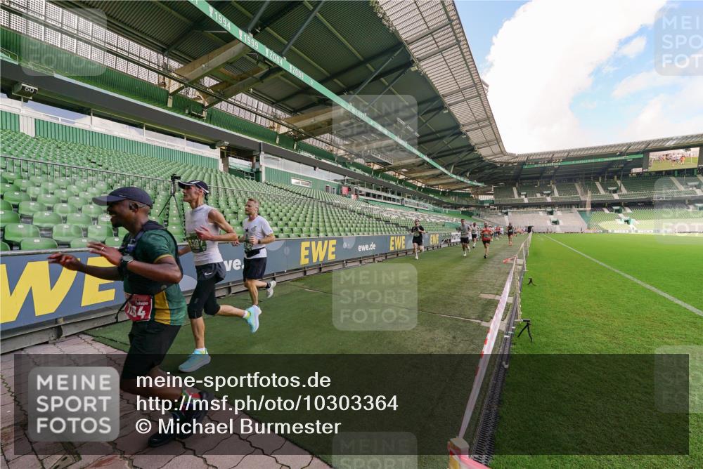 13.09.2026 - 21. swb-Marathon Bremen Michael Burmester http://msf.ph/oto/10303364 13.09.2026 12:46:36 Laufen im Stadion 195, 474, 508, 538, 567, 604, 621, 697, 788, 868, 1017, 1034, 1181, 1241, 1277, 1554, 1863, 2020, 2021, 2084, 2087, 2297, 2538, 2646, 2809, 2889, 3118, 3196, 3271, 3284, 3297, 3424, 3520, 4025, 4110, 4157, 4236, 4239, 4729, 4777, 4808, 5024, 5092, 5238, 5283, 5674, 5719, 5725, 5976, 6053, 6686, 6815, 6918, 7102, 7336, 7478, 7814, 7871, 8054, 8060, 8096, 8319, 8325, 8331, 8334, 8670, 8701, 8756, 8936, 8983, 9061, 9070, 9129, 9273, 9306, 9495, 9544, 9642, 9813, 9918, 13034, 439 meine-sportfotos.de