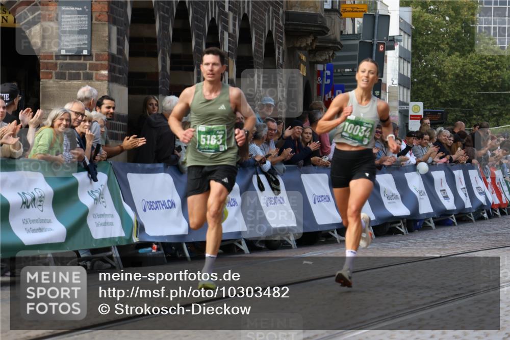 13.09.2026 - 21. swb-Marathon Bremen Strokosch-Dieckow http://msf.ph/oto/10303482 13.09.2026 12:55:48 Ziel 299, 4381, 9630, 1583, 2072, 5163, 10034, 13080 meine-sportfotos.de