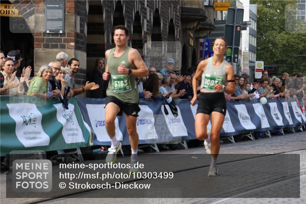13.09.2026 - 21. swb-Marathon Bremen Strokosch-Dieckow http://msf.ph/oto/10303499 13.09.2026 12:55:48 Ziel 299, 4381, 9630, 1583, 2072, 5163, 10034, 13080 meine-sportfotos.de
