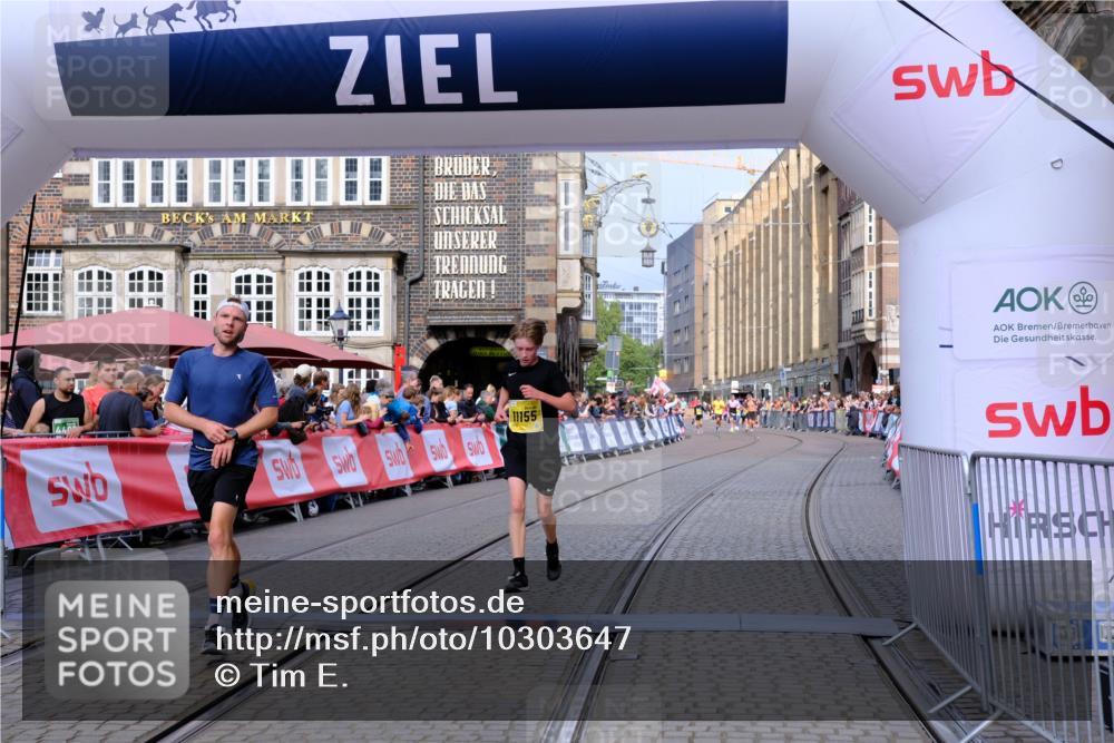 13.09.2026 - 21. swb-Marathon Bremen Tim E. http://msf.ph/oto/10303647 13.09.2026 10:46:53 Ziel 10590, 10897, 11110, 11155, 11287, 11356, 12035, 13511 meine-sportfotos.de