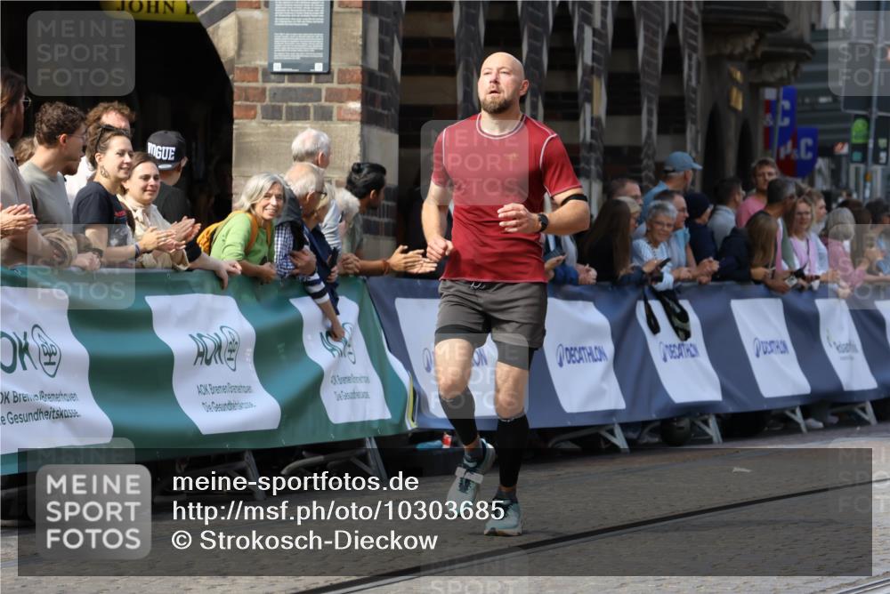 13.09.2026 - 21. swb-Marathon Bremen Strokosch-Dieckow http://msf.ph/oto/10303685 13.09.2026 12:56:18 Ziel 1583, 2072, 5163, 10034, 13080, 1212, 13224 meine-sportfotos.de