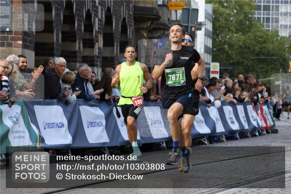 13.09.2026 - 21. swb-Marathon Bremen Strokosch-Dieckow http://msf.ph/oto/10303808 13.09.2026 12:56:54 Ziel 901, 1212, 1288, 4936, 13224, 365, 573, 6201, 7671 meine-sportfotos.de