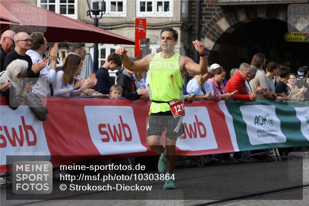 13.09.2026 - 21. swb-Marathon Bremen Strokosch-Dieckow http://msf.ph/oto/10303864 13.09.2026 12:56:58 Ziel 901, 1212, 1288, 4936, 13224, 365, 573, 850, 3368 meine-sportfotos.de