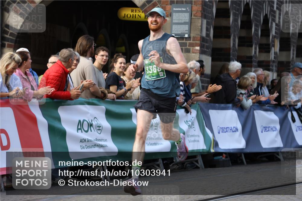13.09.2026 - 21. swb-Marathon Bremen Strokosch-Dieckow http://msf.ph/oto/10303941 13.09.2026 12:57:10 Ziel 573, 901, 6201, 7118, 7671, 850, 1875, 5912 meine-sportfotos.de