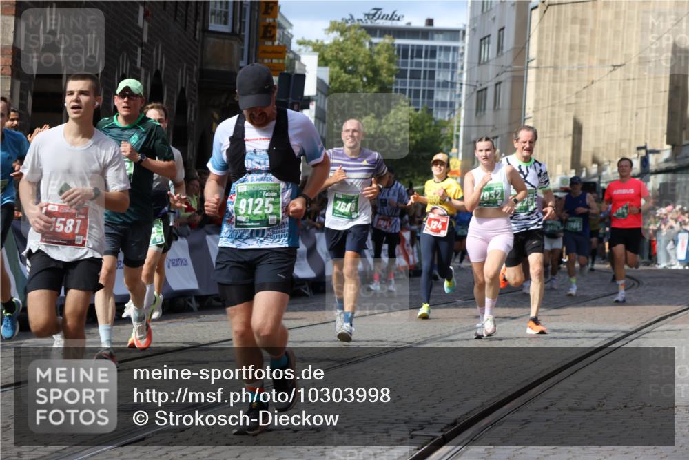 13.09.2026 - 21. swb-Marathon Bremen Strokosch-Dieckow http://msf.ph/oto/10303998 13.09.2026 13:30:04 Ziel 109, 124, 454, 716, 1073, 1173, 1243, 1581, 1861, 2289, 3030, 3320, 3618, 3667, 3908, 4115, 4524, 4575, 4576, 6006, 6127, 6384, 6725, 6930, 7079, 7093, 7384, 7884, 8267, 8481, 8594, 8612, 8771, 8899, 9049, 9534, 9747, 9770, 10013, 13031, 881, 1909, 1938, 2364, 4763, 5615, 6225, 6942, 6992, 6994, 7184, 7609, 7932, 7966, 8115, 8441, 9015, 9529 meine-sportfotos.de