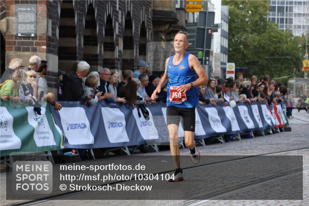 13.09.2026 - 21. swb-Marathon Bremen Strokosch-Dieckow http://msf.ph/oto/10304104 13.09.2026 12:57:36 Ziel 850, 1875, 3368, 5912 meine-sportfotos.de