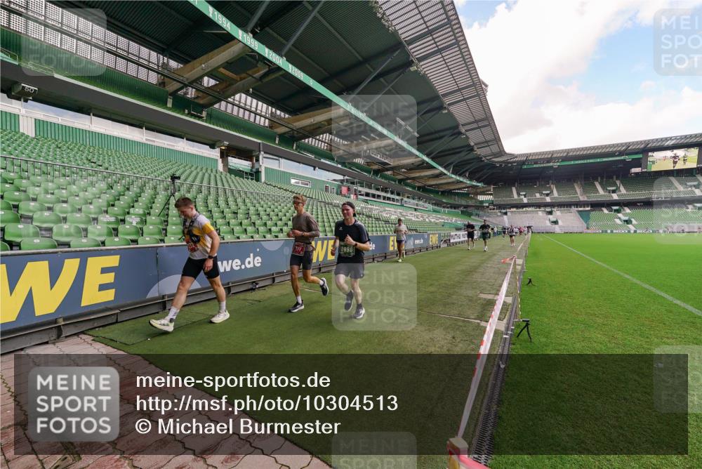 13.09.2026 - 21. swb-Marathon Bremen Michael Burmester http://msf.ph/oto/10304513 13.09.2026 12:52:13 Laufen im Stadion 102, 107, 235, 335, 683, 734, 771, 792, 863, 1033, 1043, 1125, 1146, 1162, 1232, 1252, 1297, 1455, 1492, 1510, 1528, 1542, 1613, 1646, 1955, 1970, 2007, 2008, 2043, 2203, 2295, 2350, 2442, 2444, 2447, 2480, 2498, 2759, 2767, 2847, 3085, 3149, 3236, 3336, 3440, 3448, 3484, 3566, 3703, 3808, 3830, 3899, 3959, 3988, 4165, 4283, 4429, 4473, 4475, 4559, 4571, 4573, 4582, 4605, 4651, 4727, 4781, 4782, 4895, 5079, 5168, 5379, 5521, 5696, 6274, 8033, 8798 meine-sportfotos.de