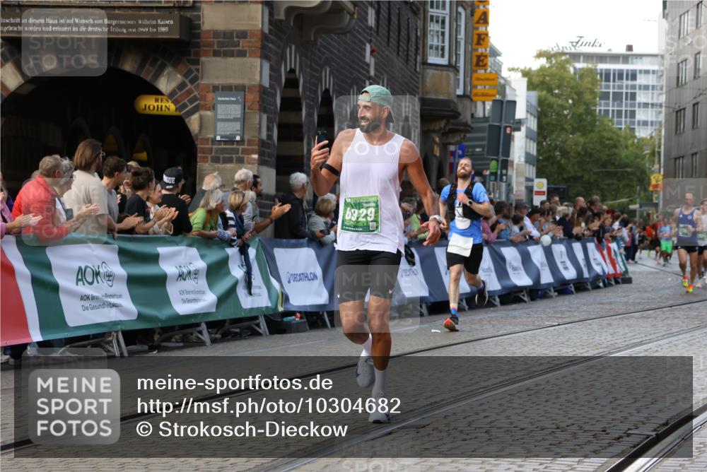 13.09.2026 - 21. swb-Marathon Bremen Strokosch-Dieckow http://msf.ph/oto/10304682 13.09.2026 12:58:43 Ziel 1379, 1472, 1604, 1717, 6198, 8311, 8394, 1576, 3624, 4847, 6929, 8065 meine-sportfotos.de