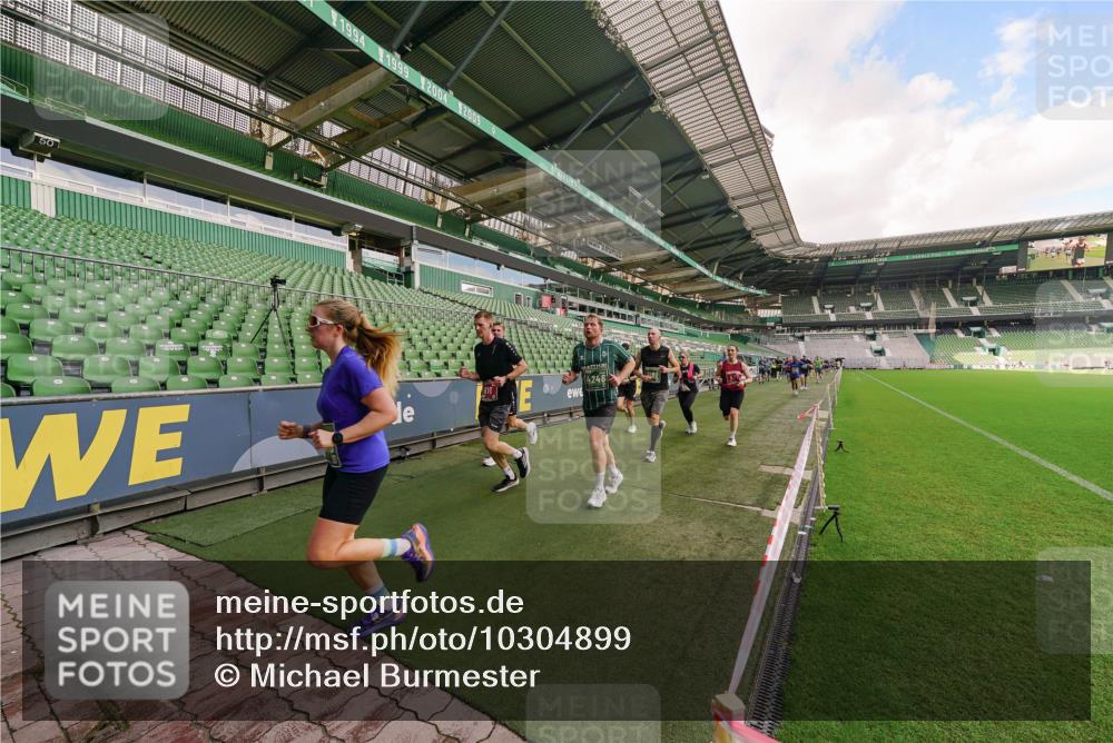 13.09.2026 - 21. swb-Marathon Bremen Michael Burmester http://msf.ph/oto/10304899 13.09.2026 12:54:25 Laufen im Stadion 145, 161, 189, 201, 313, 376, 385, 388, 461, 472, 481, 495, 541, 560, 615, 616, 666, 675, 696, 740, 755, 816, 827, 982, 985, 987, 1053, 1056, 1076, 1197, 1207, 1390, 1419, 1433, 1445, 1468, 1528, 1551, 1599, 1631, 1658, 1664, 1704, 1707, 1814, 2055, 2125, 2234, 2251, 2280, 2362, 2383, 2390, 2401, 2422, 2454, 2474, 2499, 2623, 2701, 2733, 2801, 2820, 2824, 2858, 2870, 2882, 2913, 2922, 2962, 2971, 2997, 3012, 3054, 3134, 3175, 3206, 3241, 3246, 3346, 3356, 3357, 3362, 3413, 3716 meine-sportfotos.de