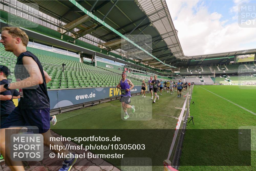 13.09.2026 - 21. swb-Marathon Bremen Michael Burmester http://msf.ph/oto/10305003 13.09.2026 12:54:46 Laufen im Stadion 161, 189, 201, 205, 313, 376, 385, 388, 461, 472, 481, 495, 541, 560, 615, 616, 666, 675, 696, 740, 816, 827, 982, 1053, 1076, 1197, 1207, 1390, 1419, 1433, 1468, 1551, 1599, 1631, 1658, 1707, 1814, 2055, 2125, 2234, 2251, 2280, 2319, 2362, 2383, 2390, 2401, 2422, 2454, 2474, 2499, 2623, 2701, 2733, 2801, 2824, 2870, 2882, 2913, 2922, 2962, 2971, 2997, 3012, 3054, 3134, 3175, 3206, 3241, 3246, 3346, 3356, 3357, 3413, 3706, 3716, 3836, 4137, 6106 meine-sportfotos.de